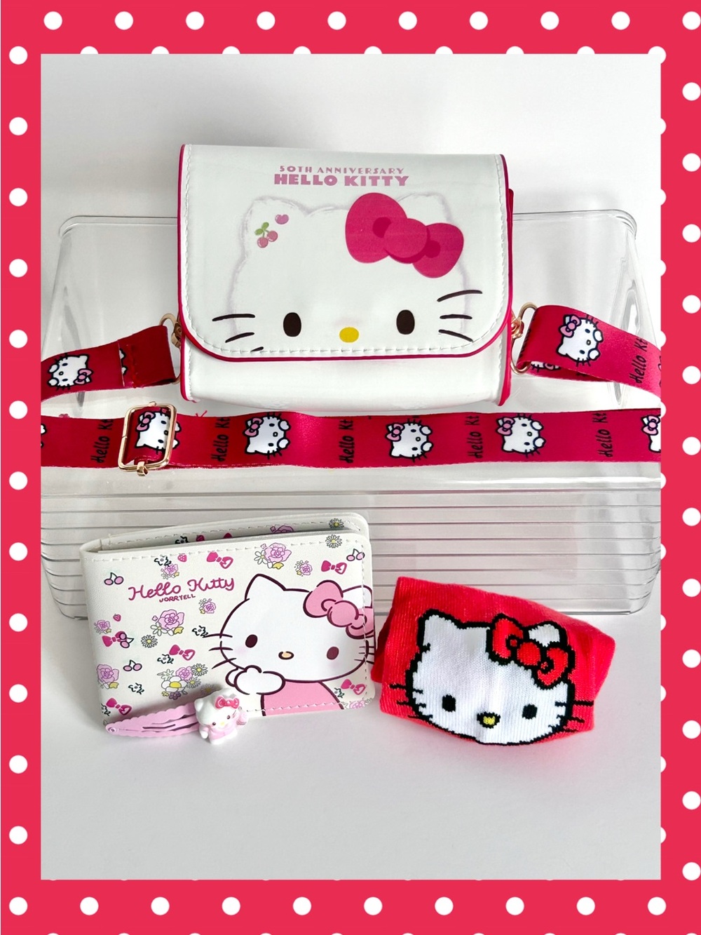 ❤️(HK389) Hello Kitty Adorable 4-Piece Purse Bundle!